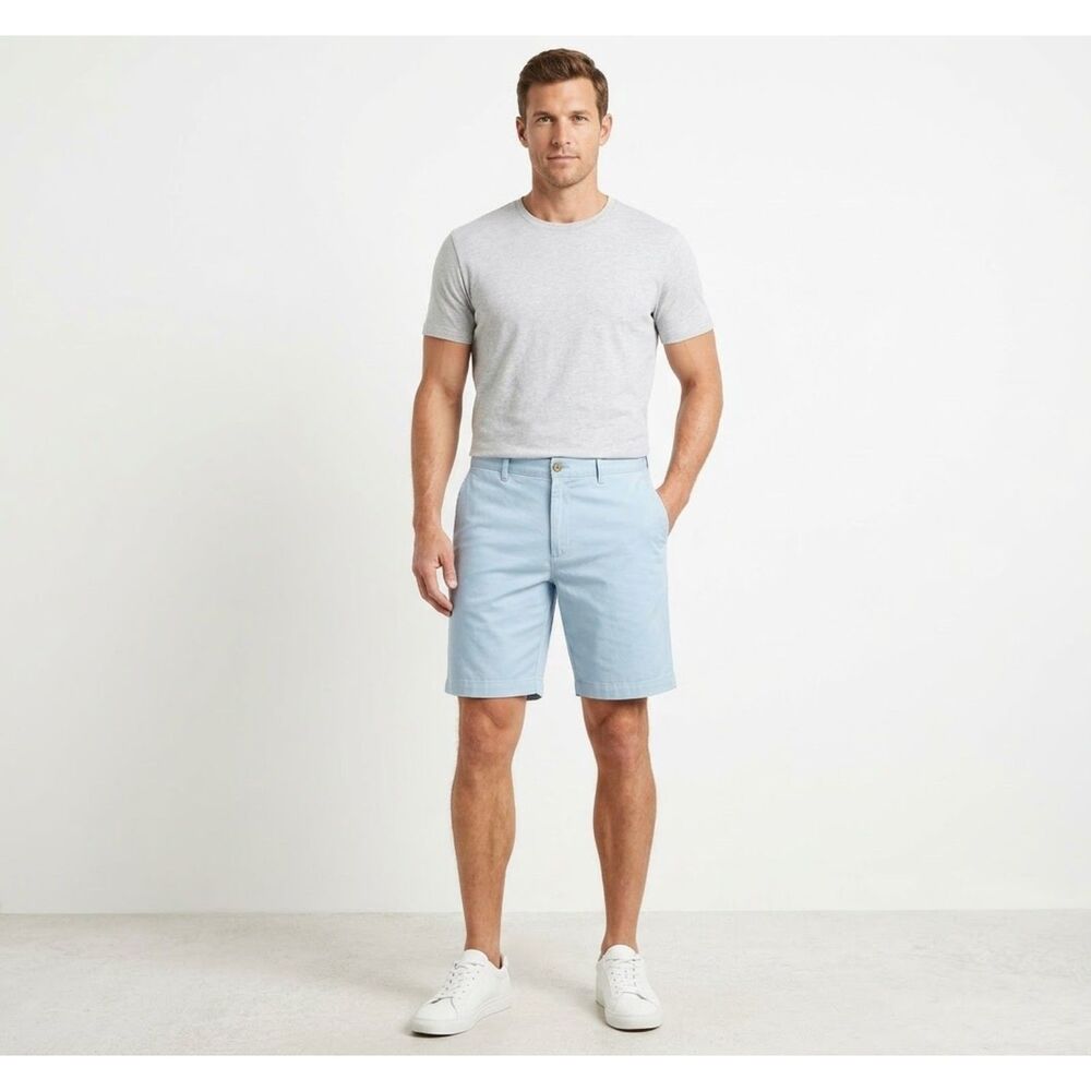 Roundtree & Yorke Men's Light Blue Flat Front Casual Shorts Size 42